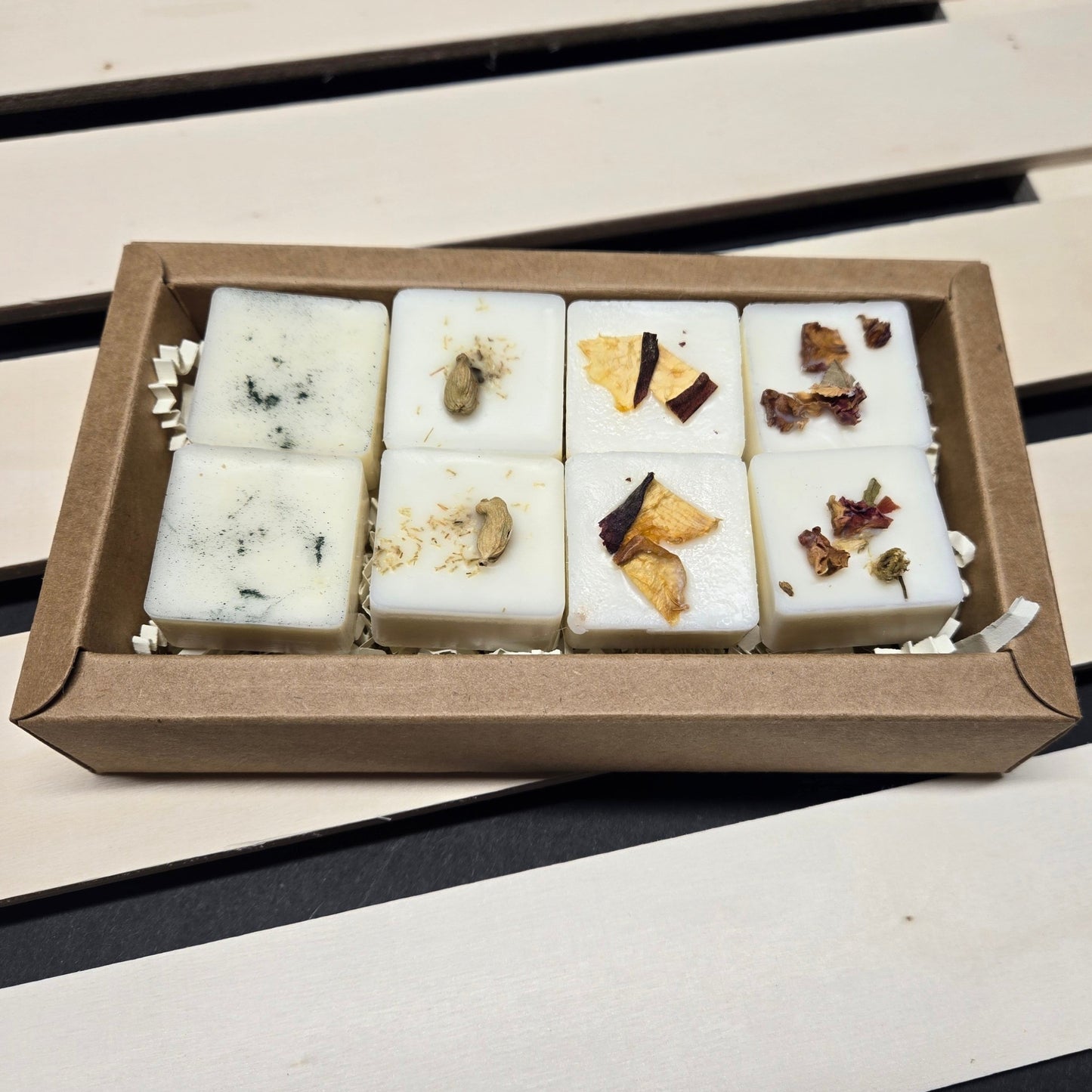 Ensemble de 4 cires parfumées pour réchaud – Arômes doux et apaisants, parfaits pour créer une ambiance chaleureuse et cocooning - Dessus