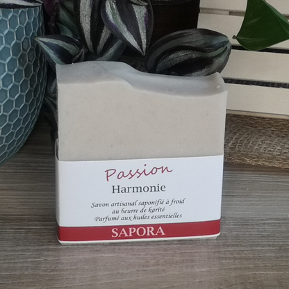 Savon artisanal Harmonie au beurre de karité -  mousse onctueuse pour un moment de détente - Front